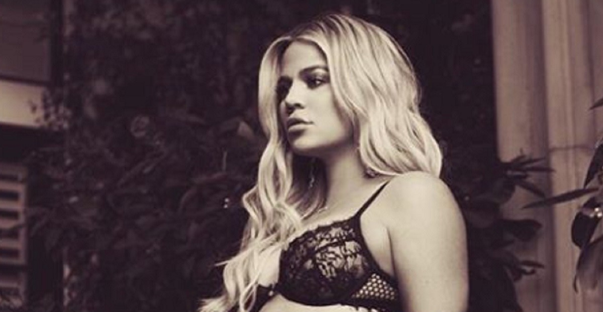 Khloe Kardashian izgleda nevjerojatno dobro u donjem rublju samo dva tjedna prije poroda